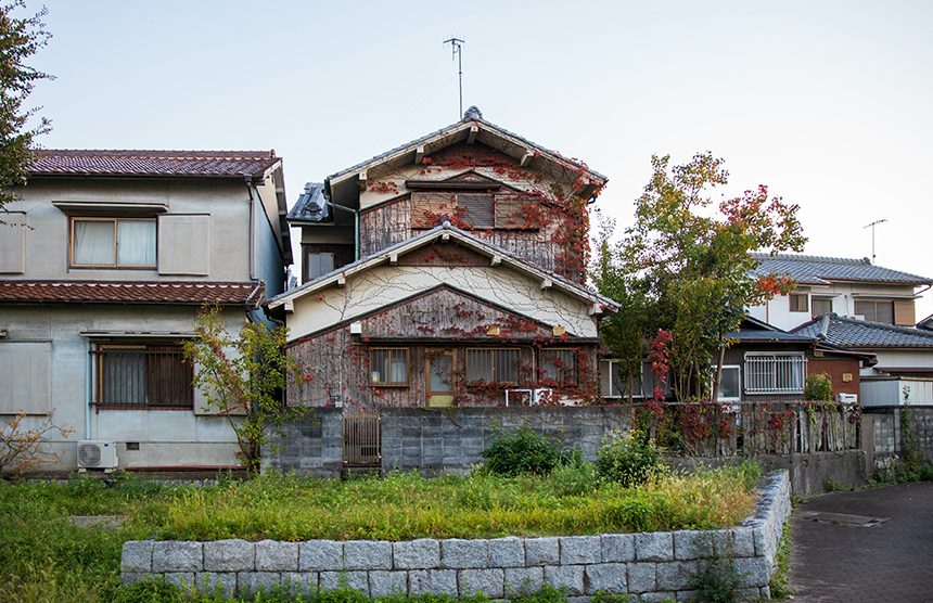 長浜市にお住まいのK様が「相続した老朽化の進む不動産を売却できた事例」