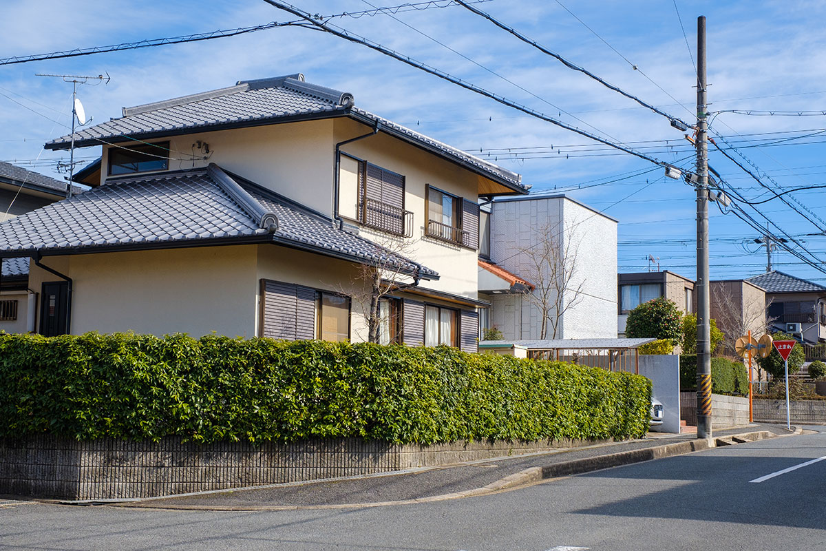 1.大阪府にお住まいのU様が「遠方に住んでいても実家を売却できた事例」
